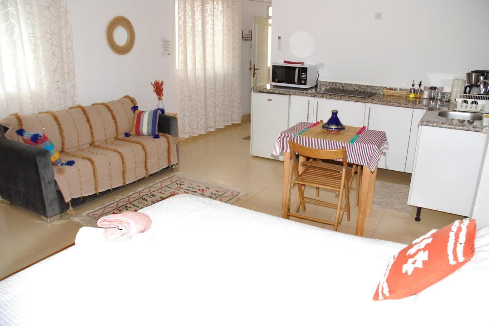 Studio Lumineux Avec Terrasse Танжер Экстерьер фото